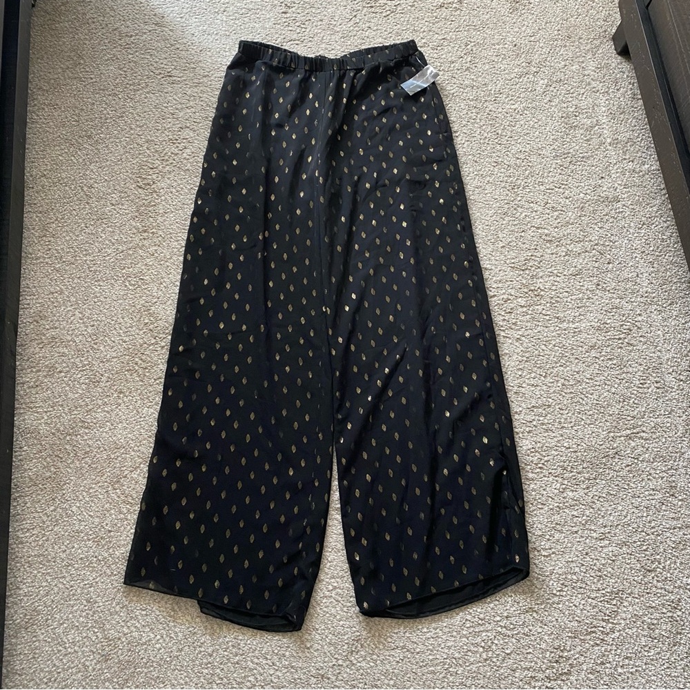 Eight Sixty Black and Gold Wide Leg Pants